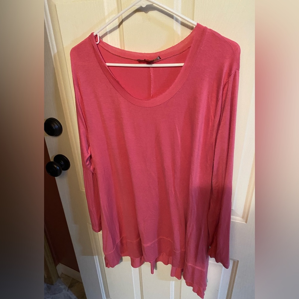 Women’s shirt